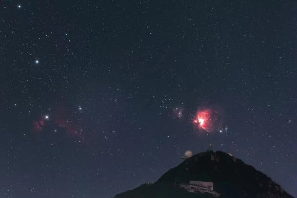 原来不用望远镜也可以拍到猎户座星云[哇哇哇]